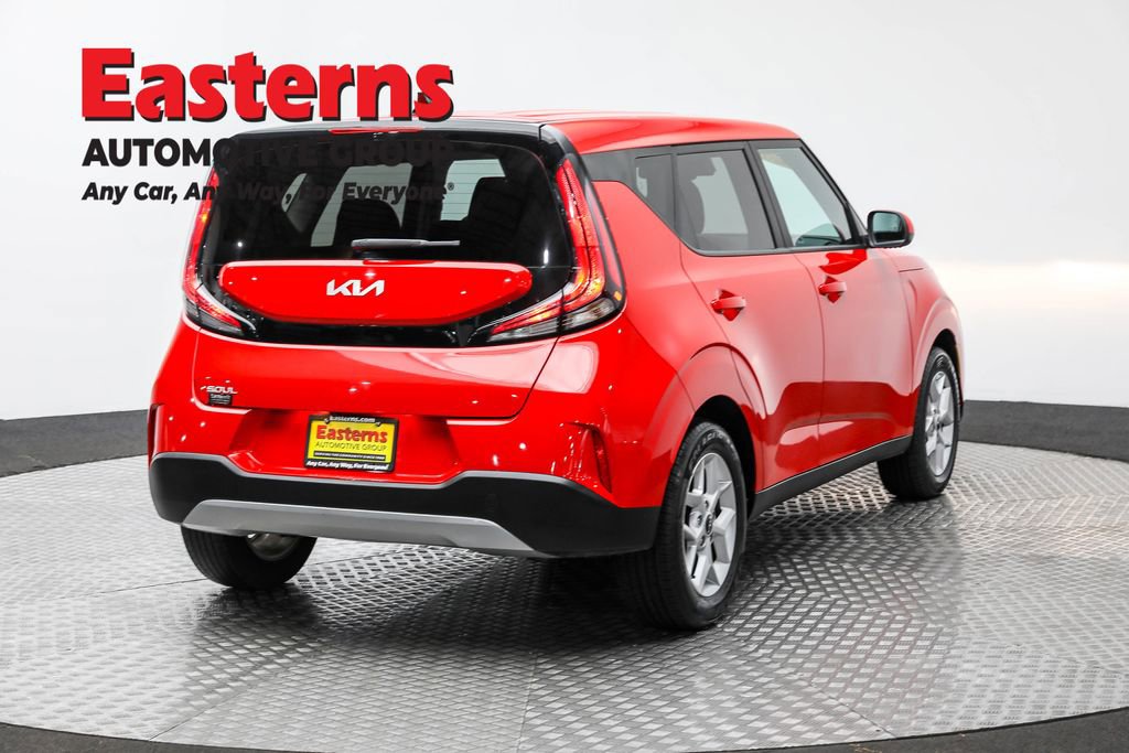 Used 2023 Kia Soul LX w/ Option Group 015 image 5