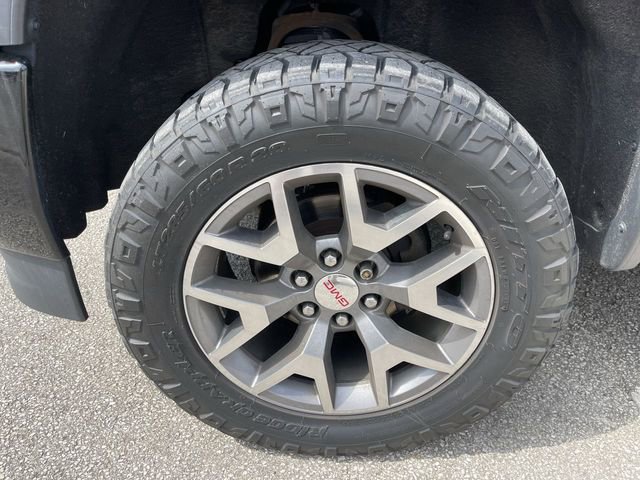 Used 2018 GMC Sierra 1500 SLT AWD/4WD image 10