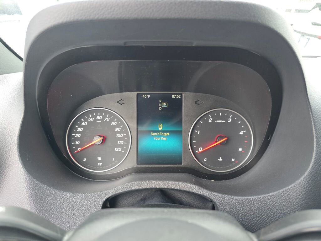 Used 2024 Mercedes-Benz Sprinter 2500 image 31