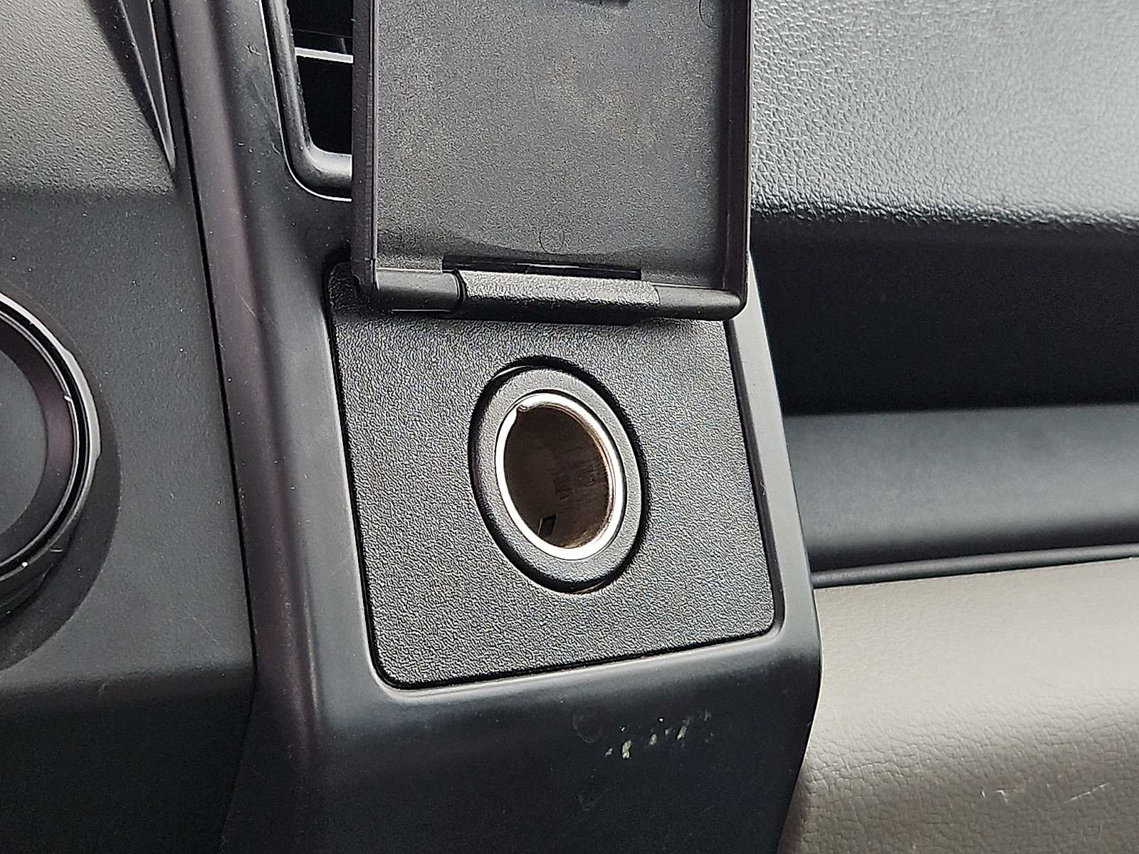 Used 2019 Ford F150 XL RWD image 23
