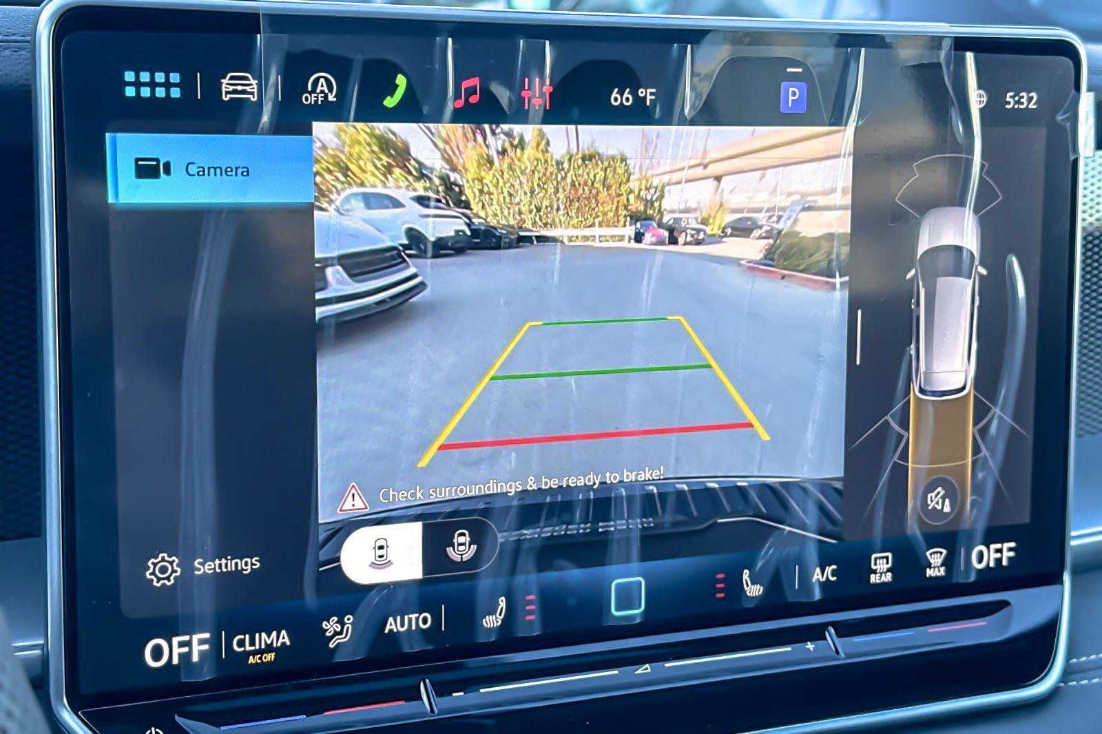 New 2026 Volkswagen Tiguan SE R-Line image 18
