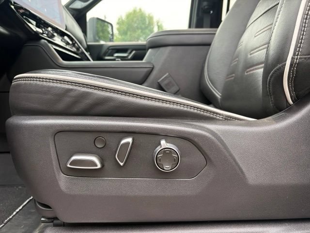 Certified 2025 GMC Sierra 2500 AT4X AWD/4WD image 31