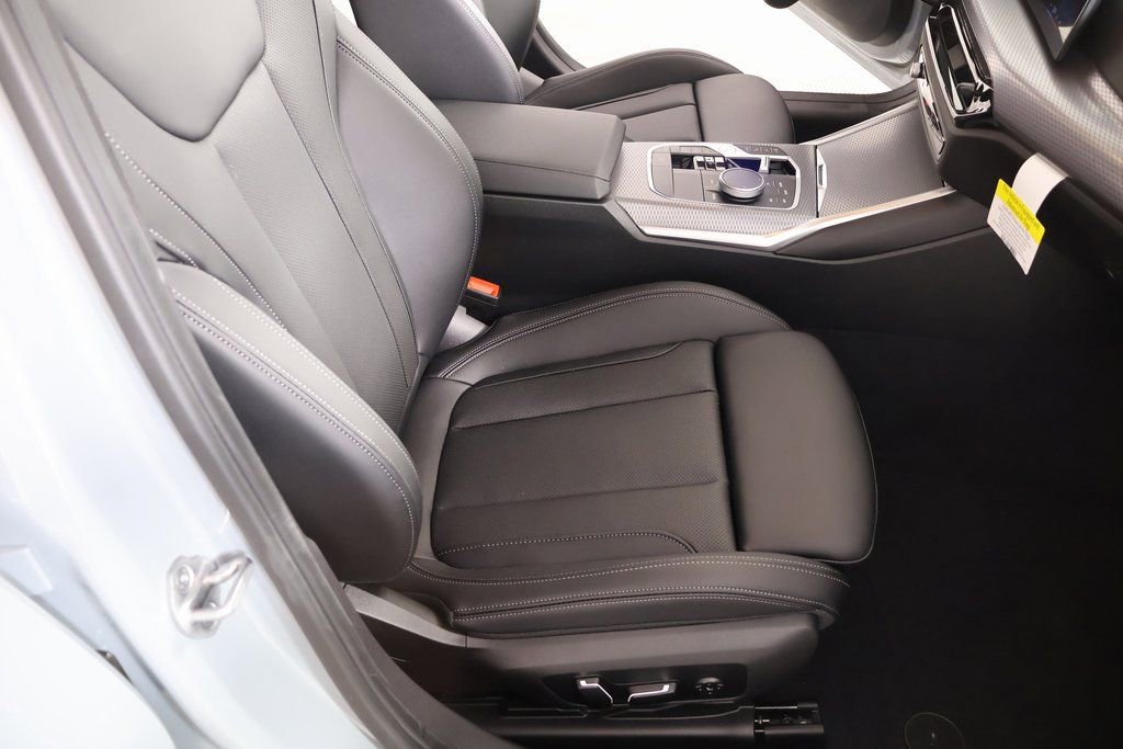 New 2026 BMW 330i xDrive Sedan w/ M Sport Package image 13