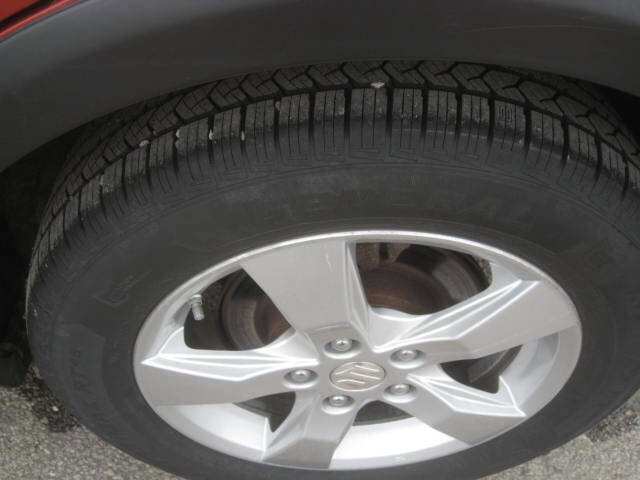 Used 2012 Suzuki SX4 Premium image 35