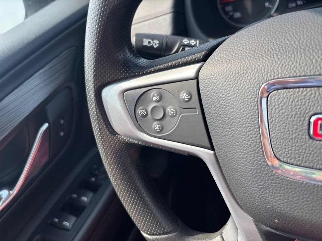 Used 2024 GMC Terrain SLE w/ Driver Convenience Package AWD/4WD image 31
