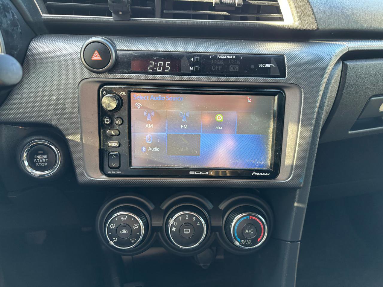 Used 2016 Scion tC FWD image 16