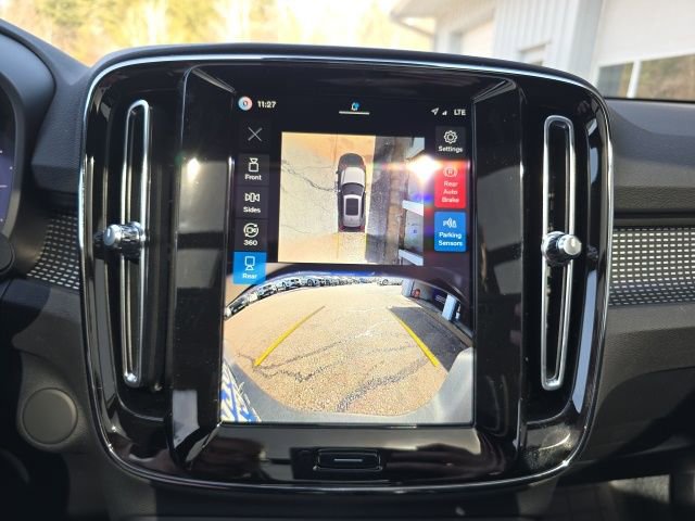 New 2026 Volvo EX40 Plus w/ Climate Package image 32