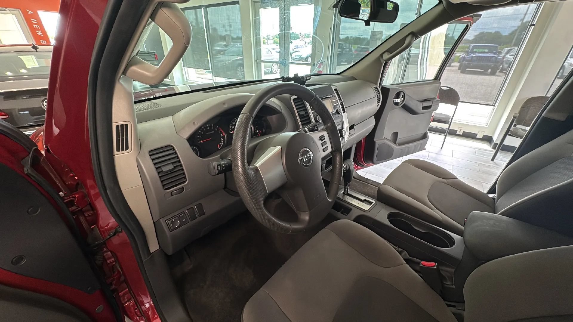 Used 2013 Nissan Xterra S w/ Value Package RWD image 26