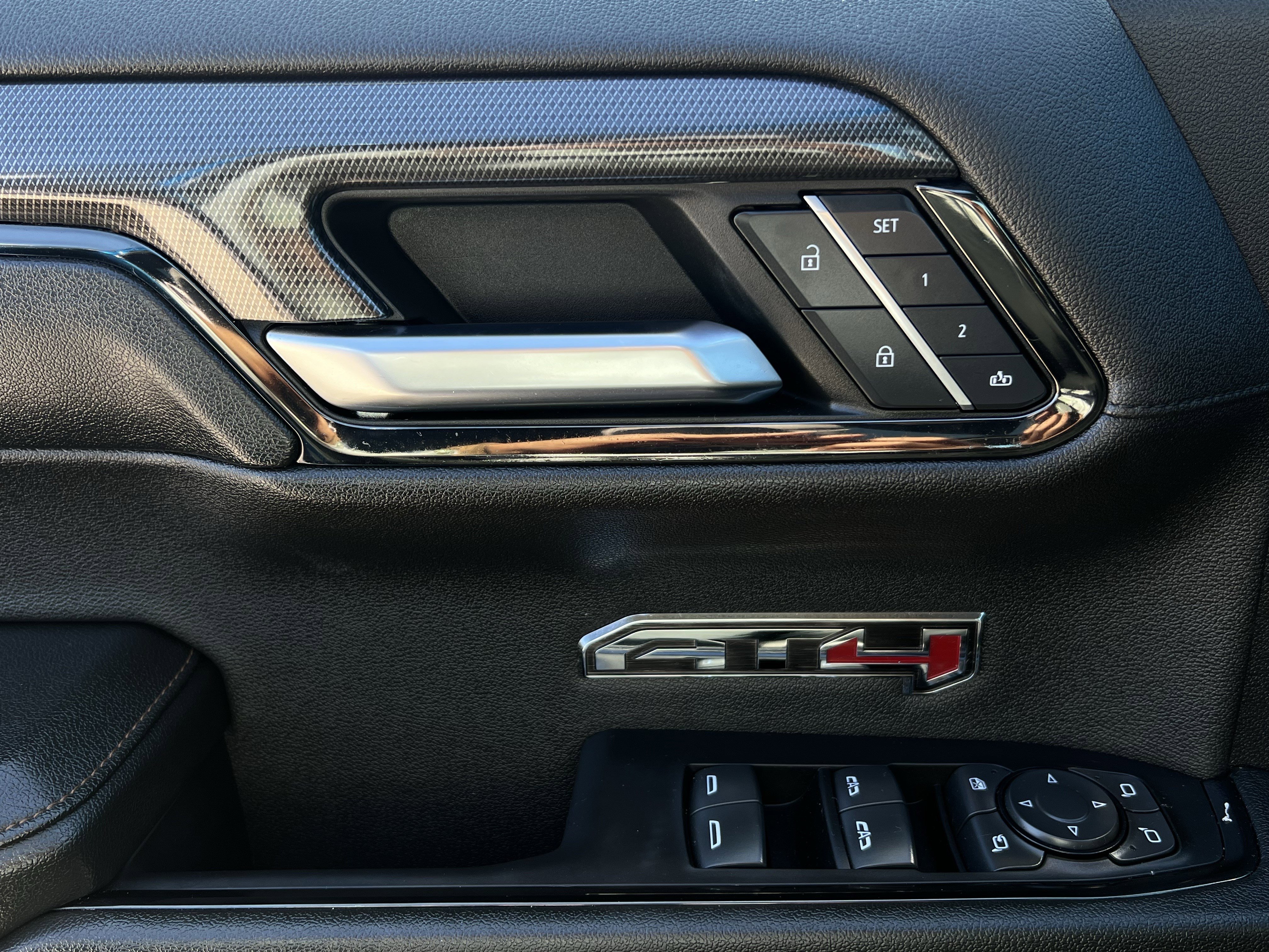 Used 2024 GMC Sierra 1500 AT4 w/ Technology Package image 26