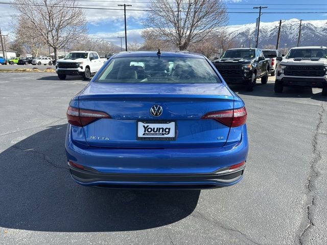 Used 2024 Volkswagen Jetta SE image 6