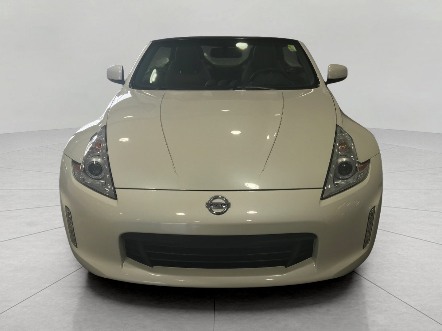 Used 2014 Nissan 370Z Touring w/ Sport Package image 6
