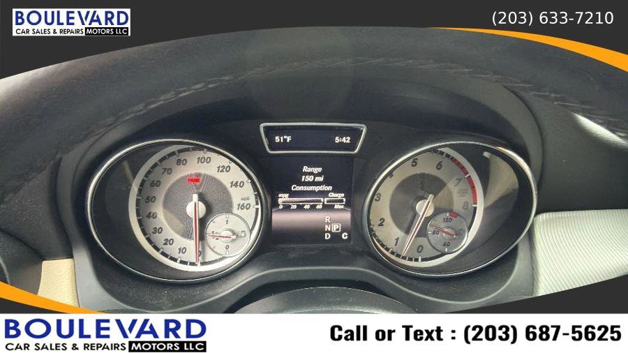 Used 2016 Mercedes-Benz GLA 250 4MATIC image 24