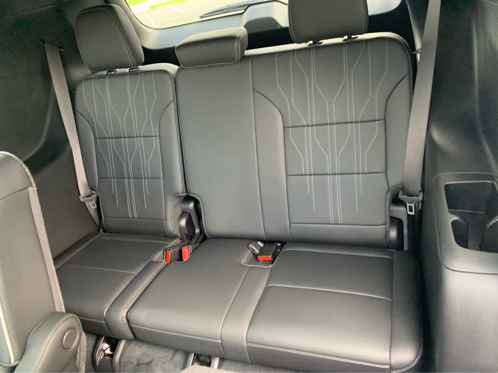 Used 2025 Buick Enclave Avenir w/ Super Cruise Package AWD/4WD image 25