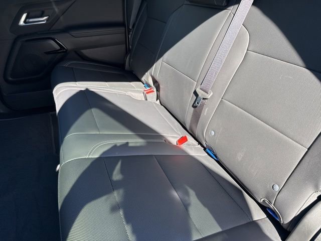 Used 2025 Chevrolet Silverado EV LT AWD/4WD image 18