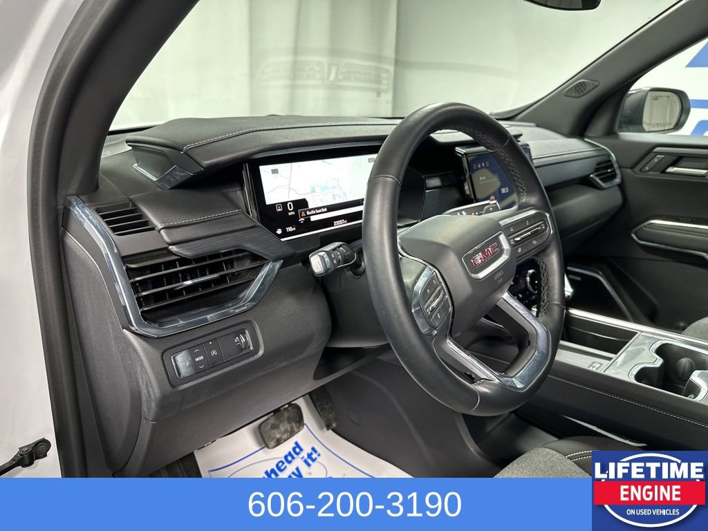 Used 2025 GMC Acadia Elevation image 22