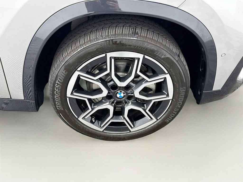 Certified 2025 BMW X1 xDrive28i w/ Premium Package image 30