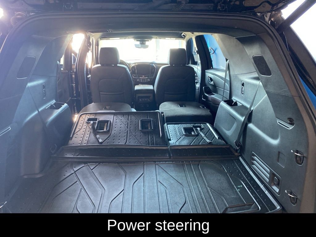 Used 2023 Chevrolet Traverse RS image 22