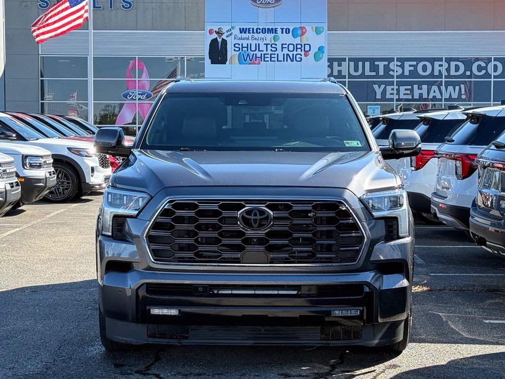 Used 2024 Toyota Sequoia Platinum AWD/4WD image 31