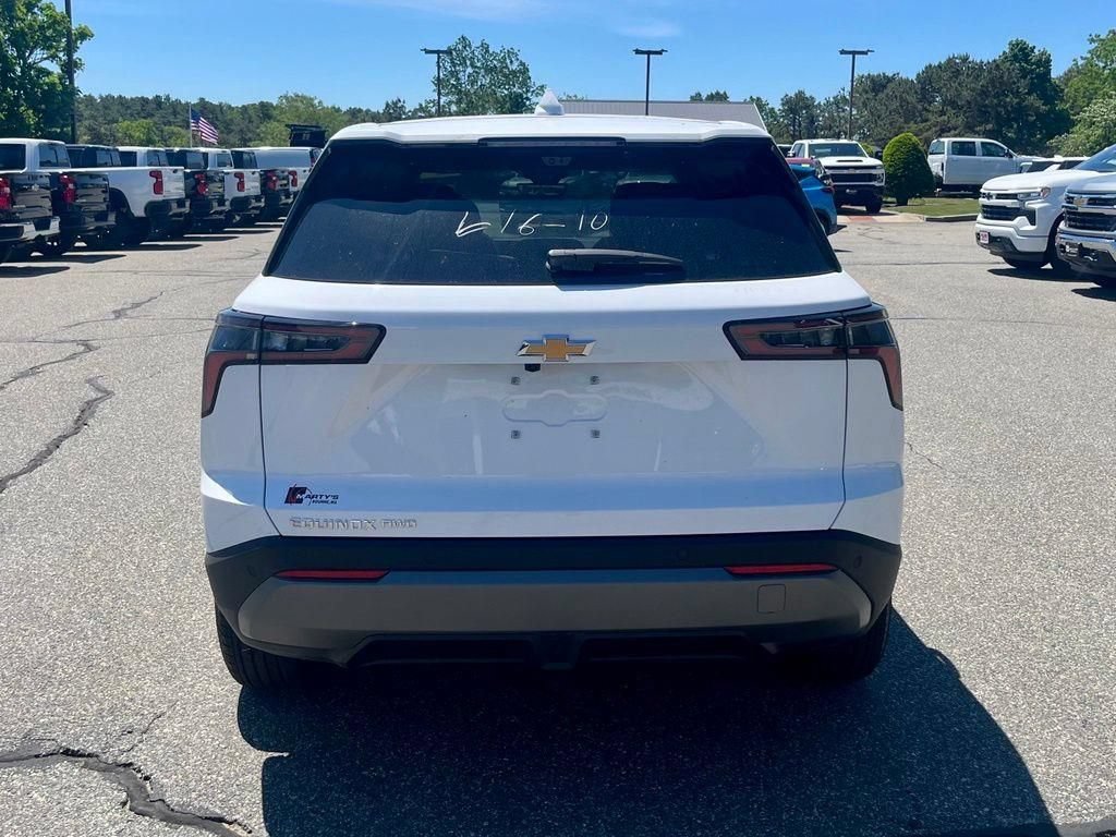 New 2026 Chevrolet Equinox LT w/ Safety and Technology Package AWD/4WD image 4