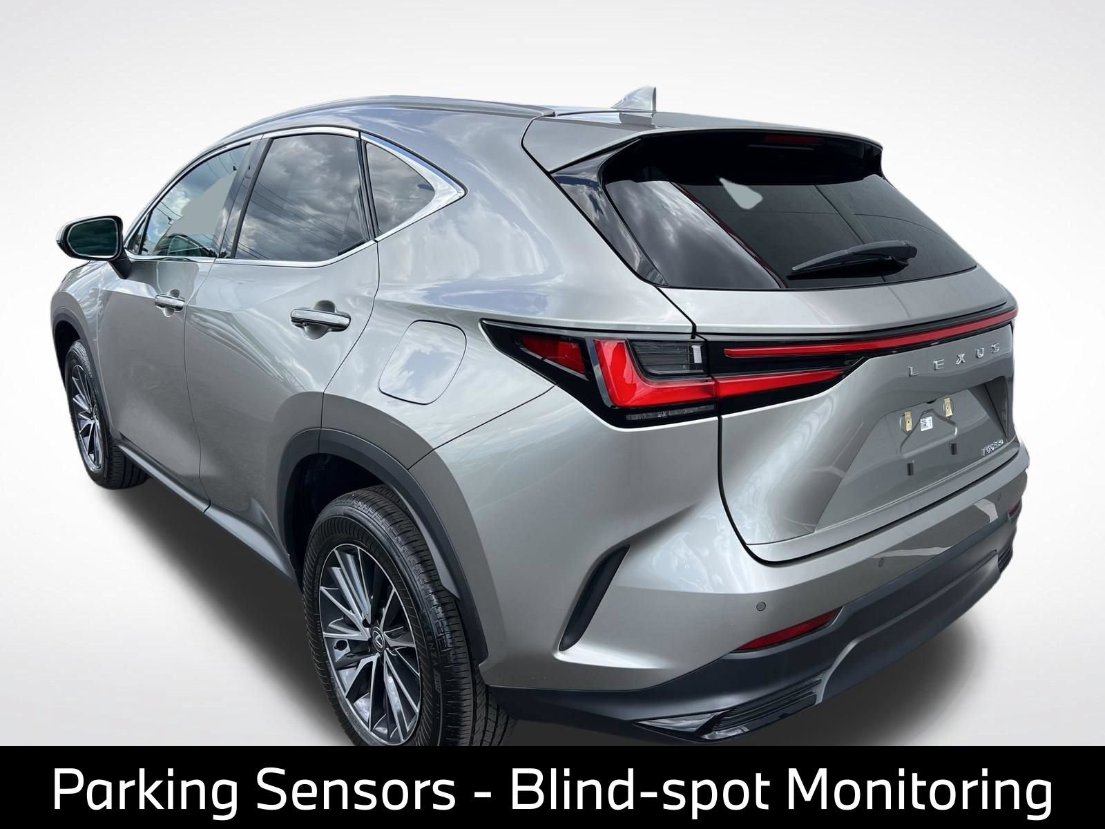 Used 2024 Lexus NX 250 FWD w/ Towing Package (2000 Lbs) image 6