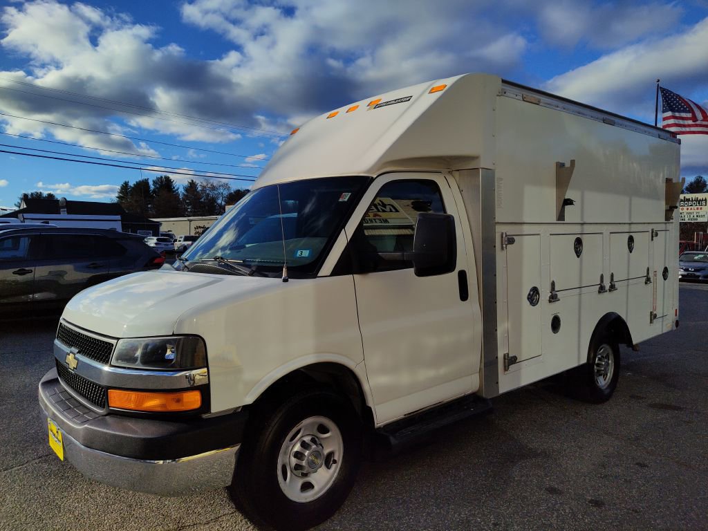 Used 2012 Chevrolet Express 3500 image 4