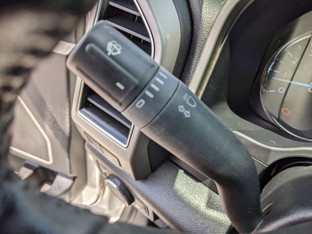 Used 2020 Ford F250 Lariat w/ Lariat Ultimate Package AWD/4WD image 29