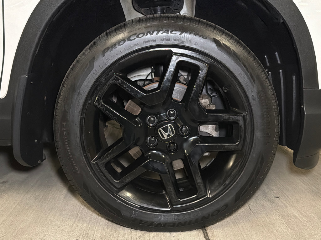 Used 2024 Honda Passport Black Edition image 8