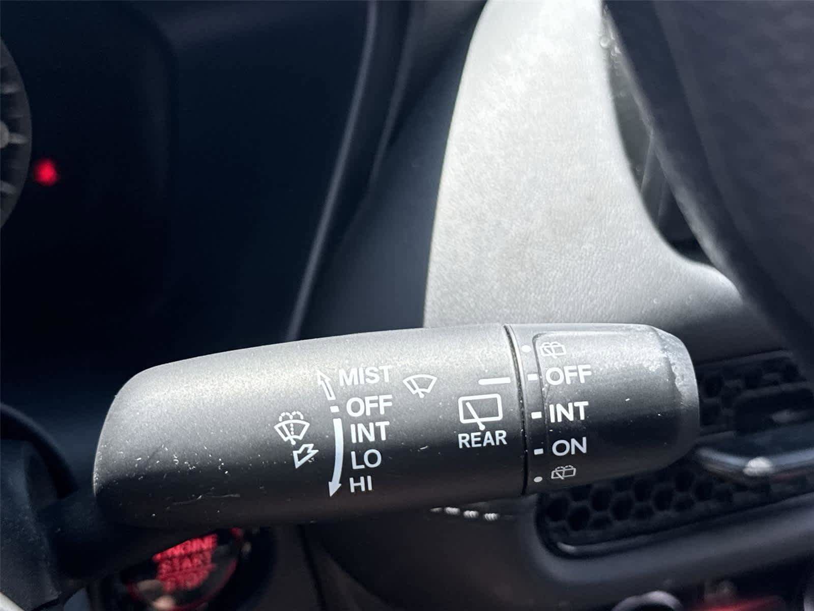 Used 2024 Honda HR-V LX image 12