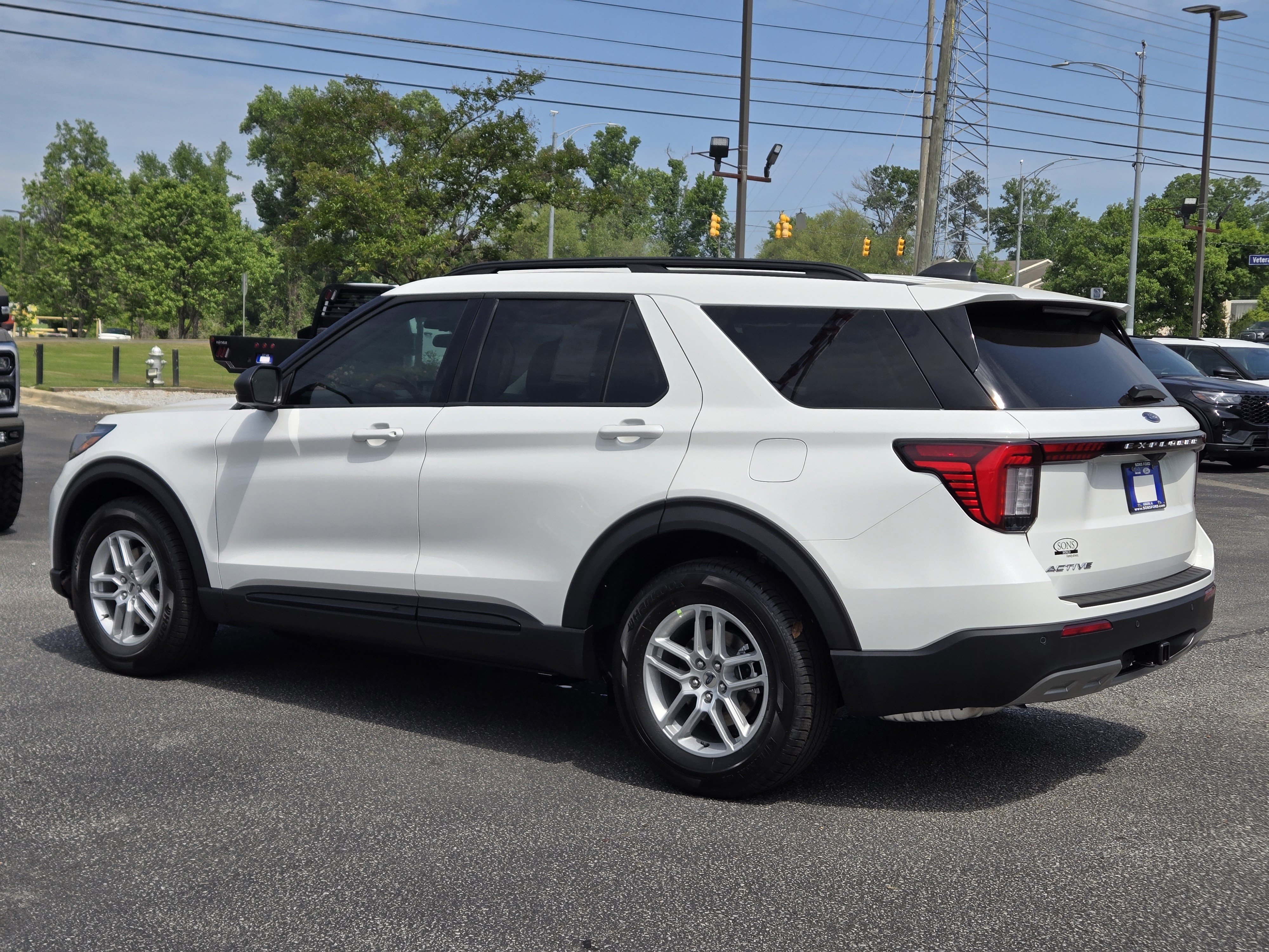 New 2026 Ford Explorer Active w/ Active Comfort Package RWD image 12
