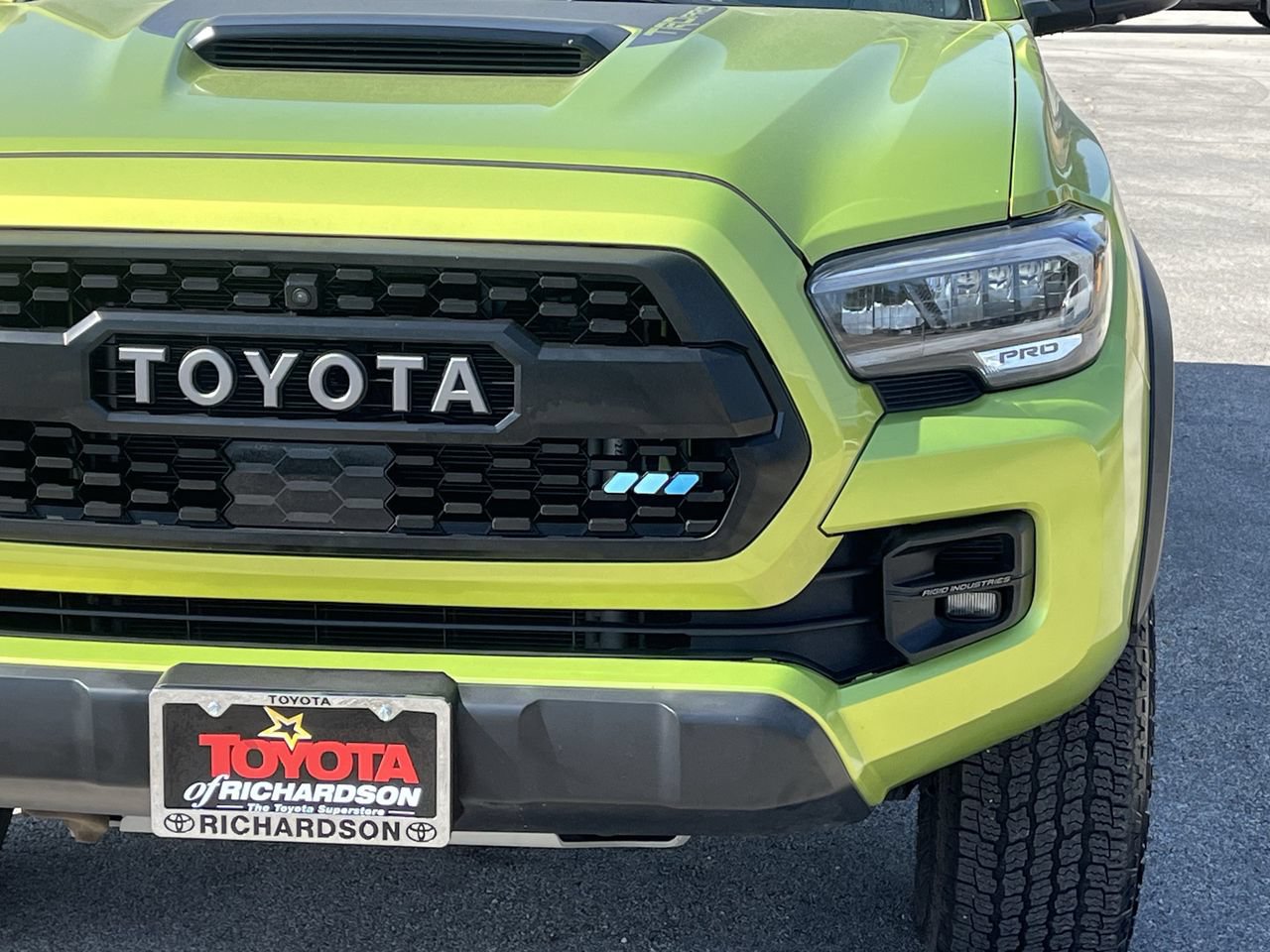 Used 2022 Toyota Tacoma TRD Pro AWD/4WD image 8