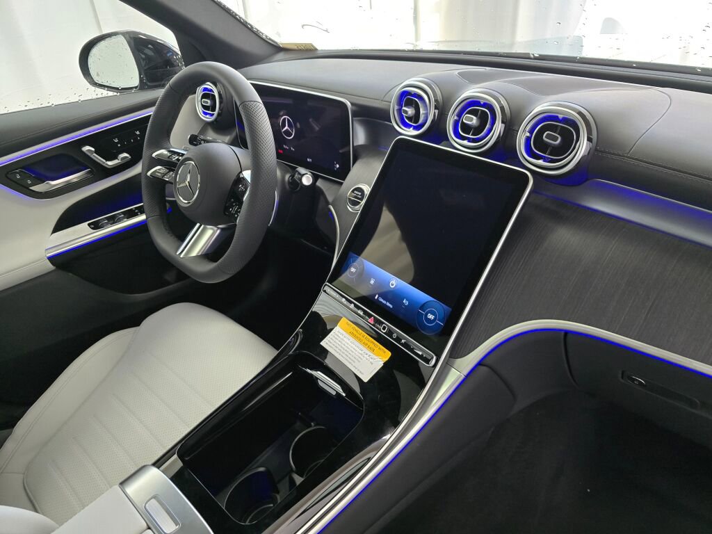 New 2026 Mercedes-Benz GLC 350e 4MATIC image 22
