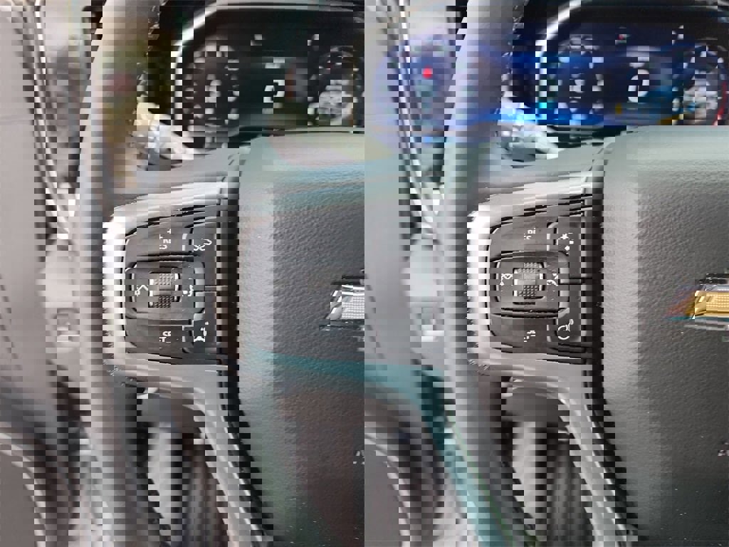 Used 2025 Chevrolet Silverado 3500 LT image 26