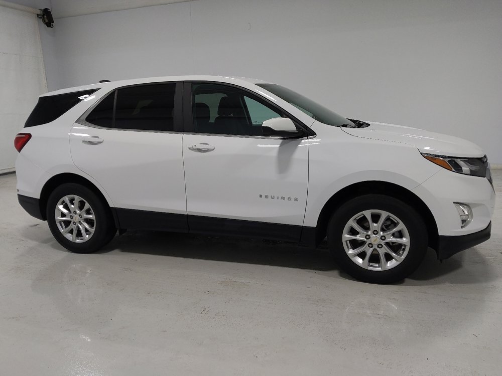 Used 2021 Chevrolet Equinox LT w/ Driver Convenience Package image 11