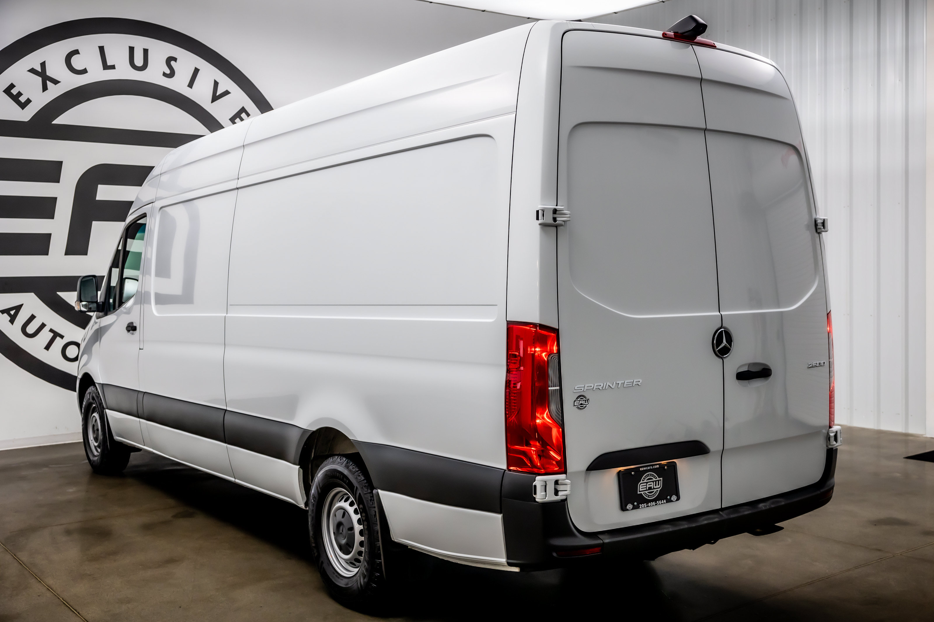 Used 2023 Mercedes-Benz Sprinter 2500 image 28