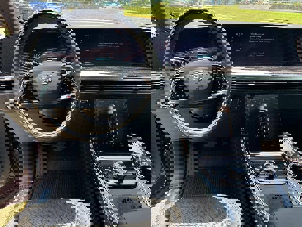 New 2026 Cadillac Escalade IQ Luxury 1 w/ LPO, Floor Liner Package image 18