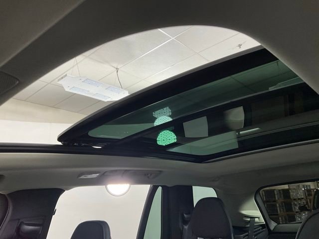New 2026 Volvo XC90 T8 Plus image 19