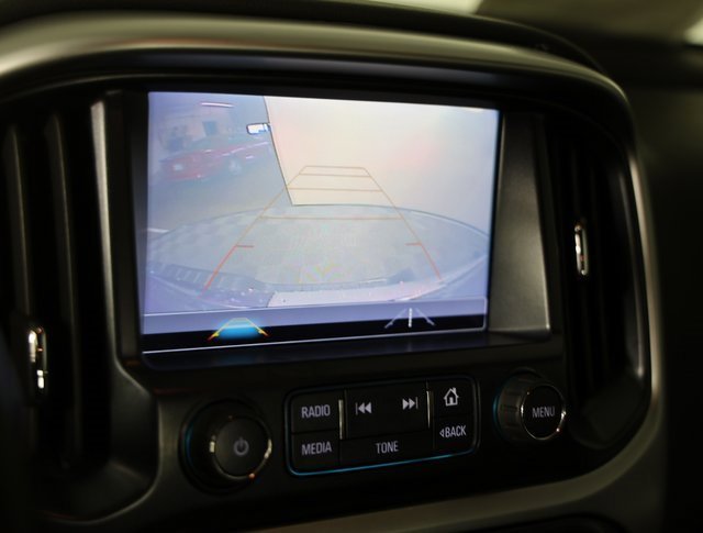 Used 2018 Chevrolet Colorado ZR2 w/ ZR2 Midnight Special Edition image 15