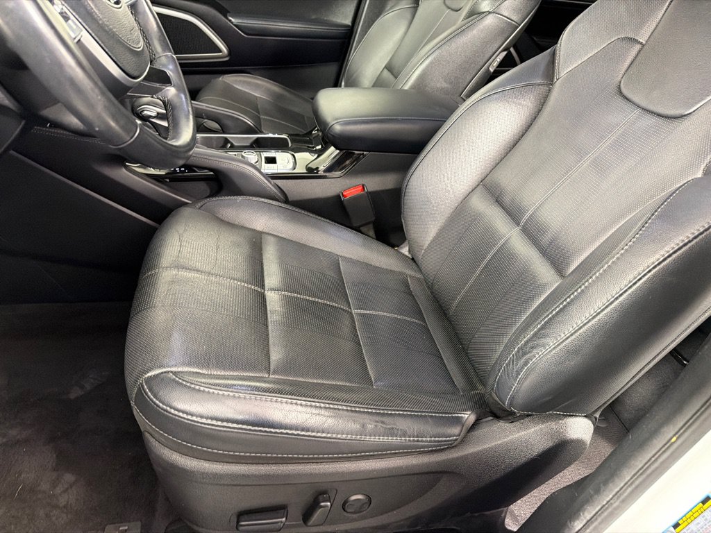 Used 2020 Kia Telluride EX w/ EX Premium Package AWD/4WD image 10