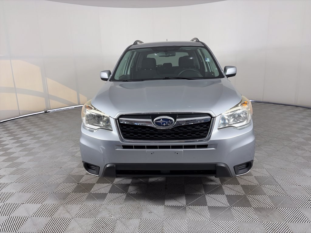 Used 2014 Subaru Forester 2.5i Premium AWD/4WD image 2