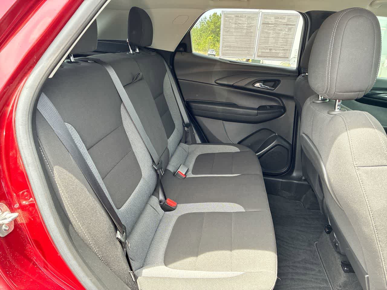 Used 2024 Chevrolet TrailBlazer LT w/ Convenience Package FWD image 25