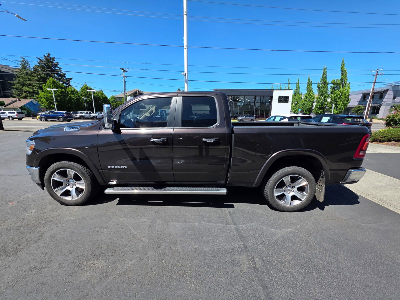 Used 2019 RAM 1500 Laramie w/ Trailer Tow Group AWD/4WD image 8
