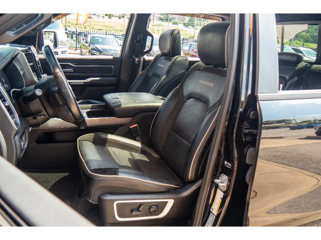 Used 2021 RAM 1500 Laramie w/ Sport Appearance Package AWD/4WD image 12