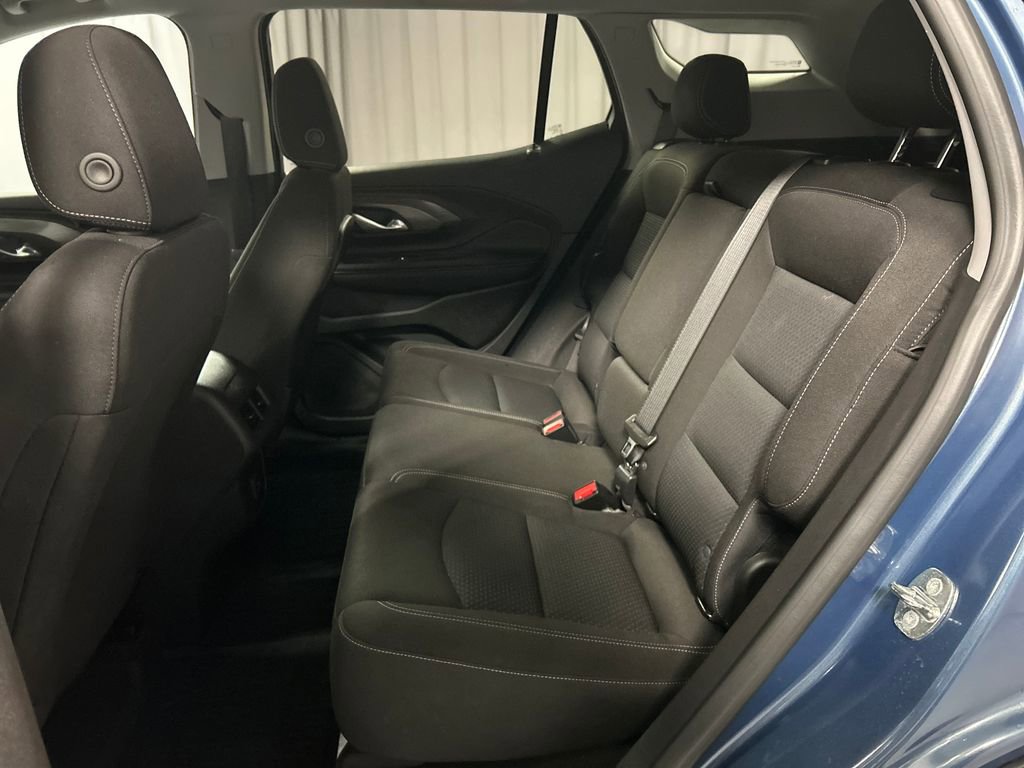 Used 2024 GMC Terrain SLE w/ Driver Convenience Package FWD image 23