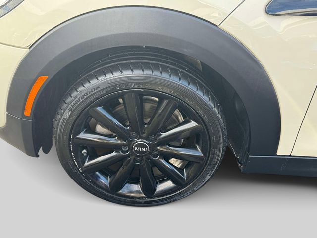 Used 2020 MINI Cooper S w/ Premium Package image 10