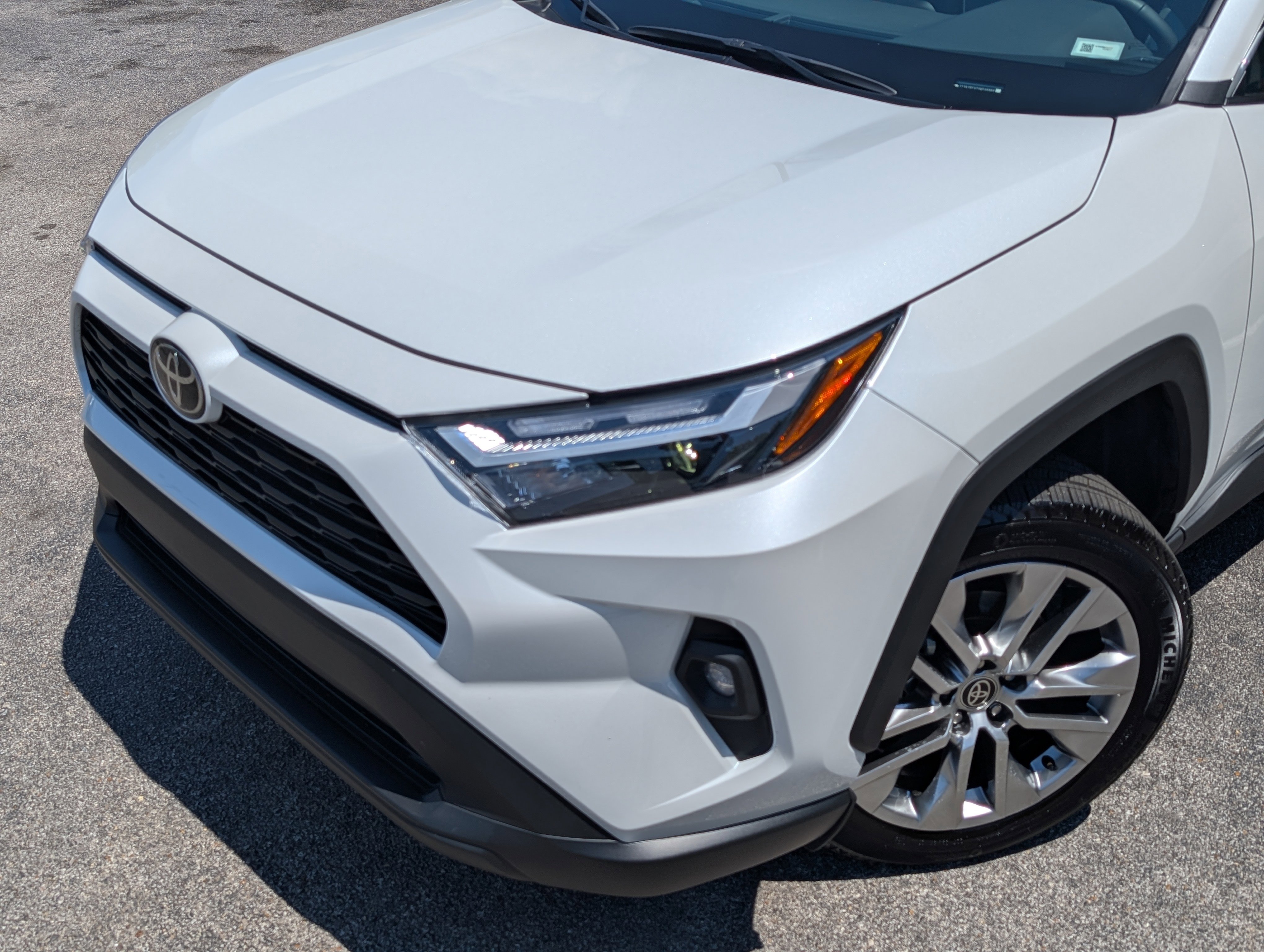 Used 2025 Toyota RAV4 XLE Premium w/ Weather Package AWD/4WD image 13
