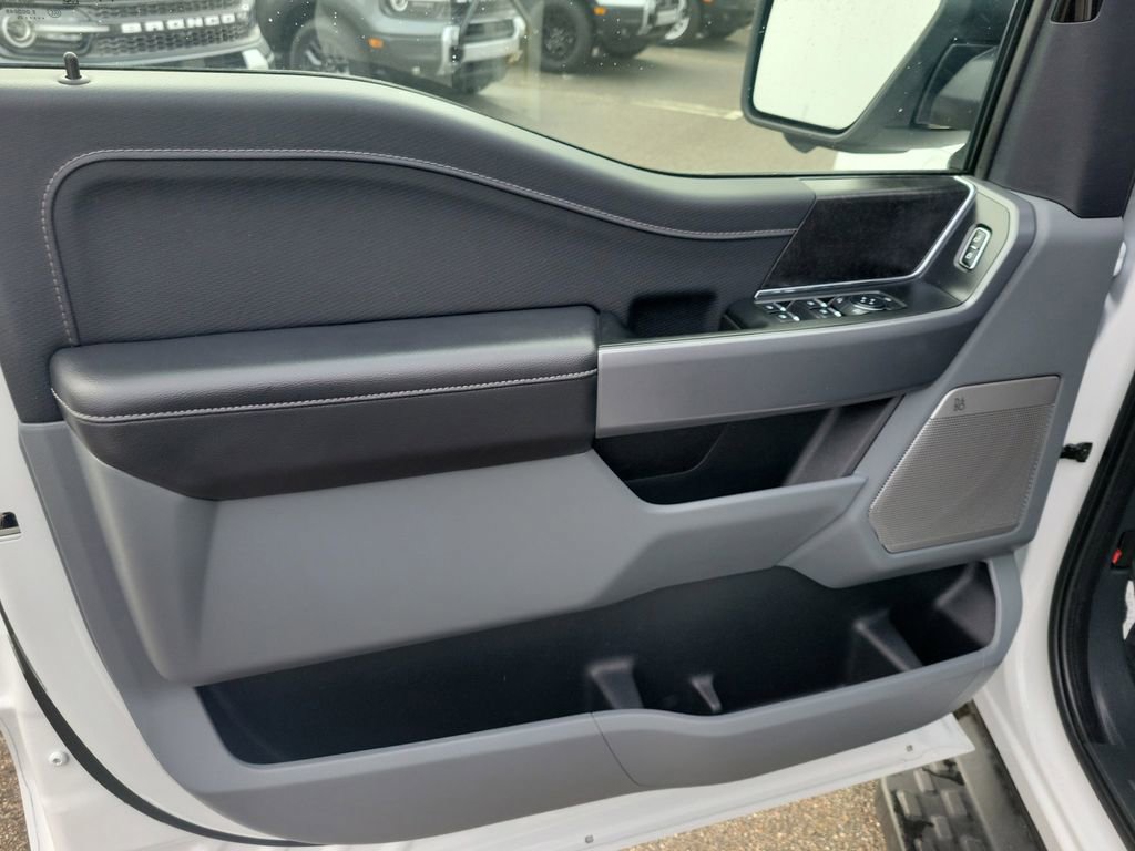 Used 2025 Ford F150 Lightning Flash image 15