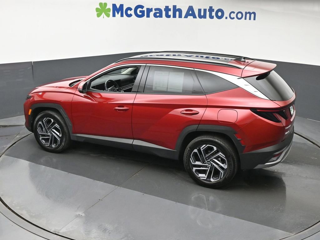 Used 2025 Hyundai Tucson Limited AWD/4WD image 23