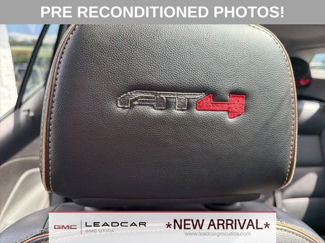 Used 2024 GMC Terrain AT4 AWD/4WD image 13