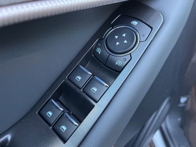 Used 2025 Ford Explorer Active image 12