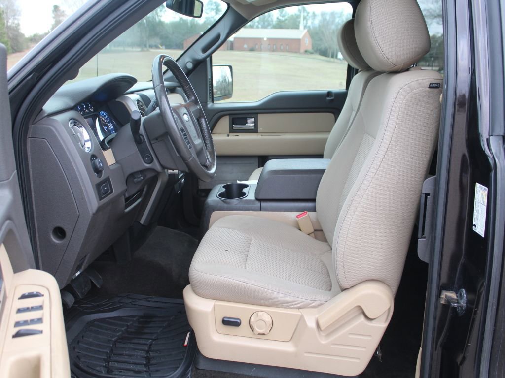 Used 2013 Ford F150 XLT w/ Luxury Equipment Group image 3